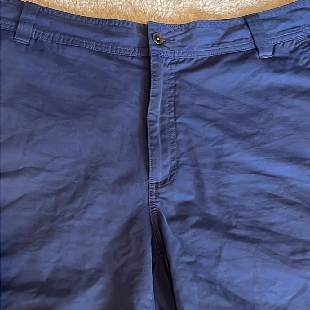 Royal Robbins Navy Blue Shorts L